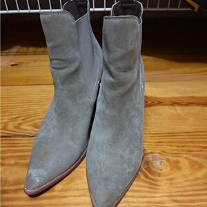 Elegant Gray Women's Ankle Boots